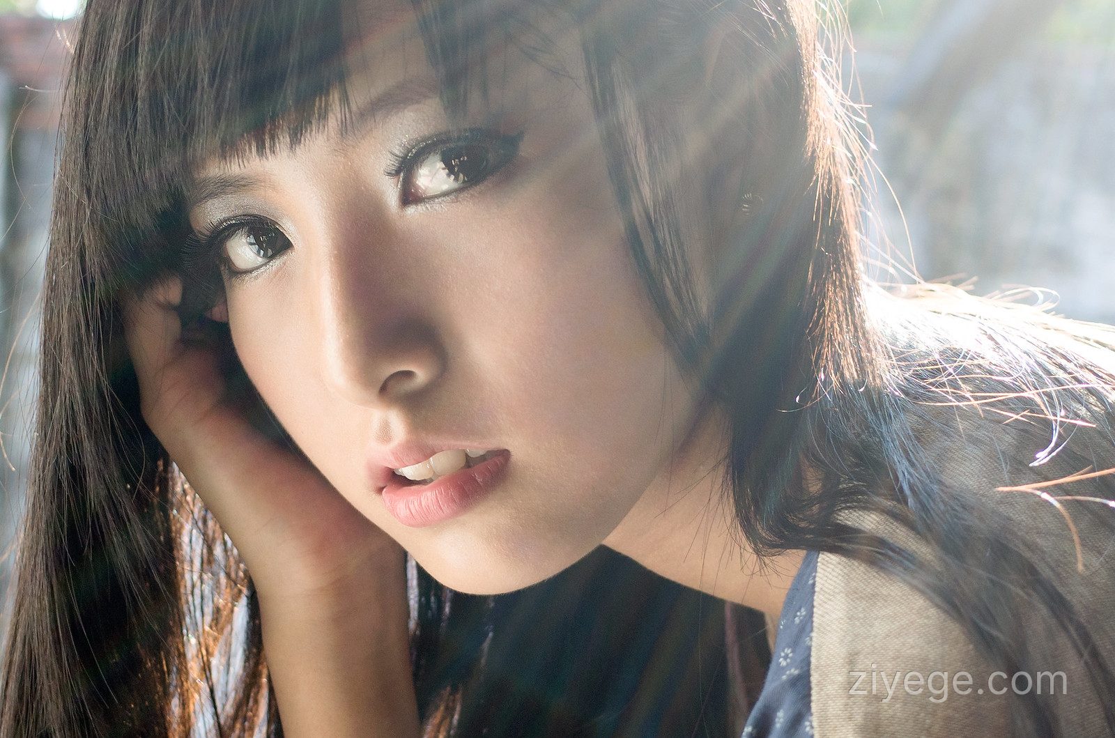 请输入图片描述